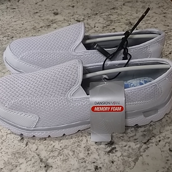 Danskin Memory foam shoes - Picture 2 of 5